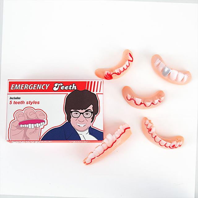 Gift Republic Fake Teeth